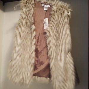Faux Fur vest never worn